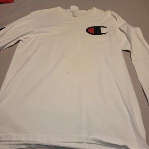 CHAMPION TSHIRT